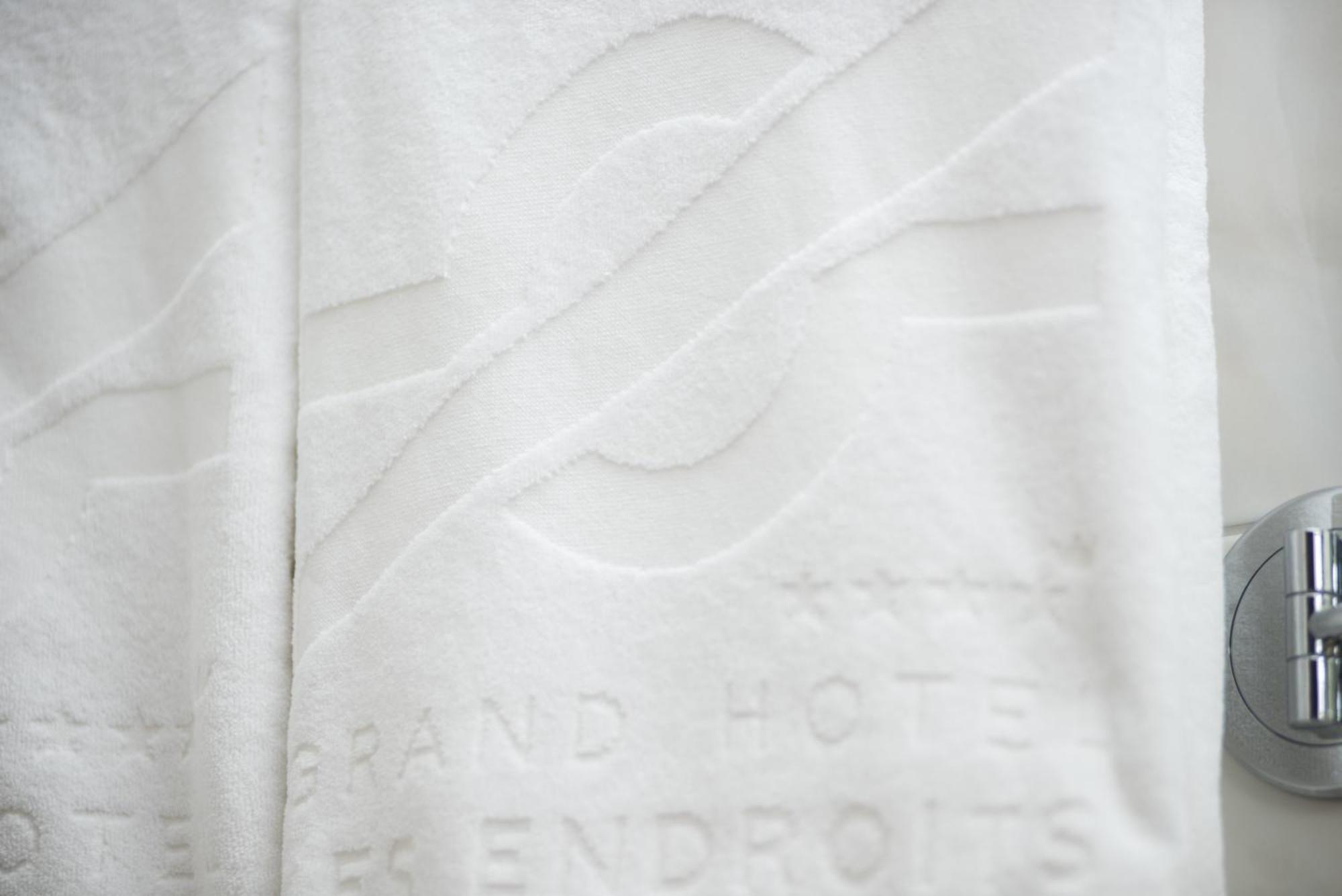 Grand Hotel Les Endroits La Chaux De Fonds Exterior photo